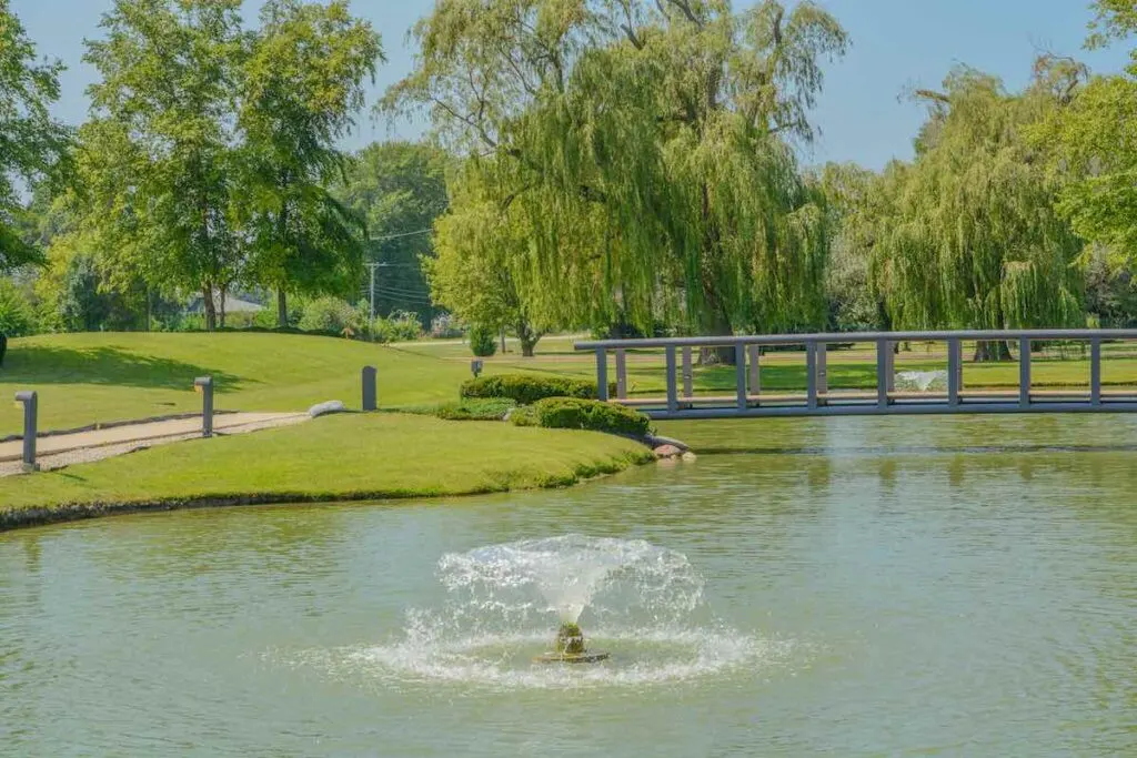 a water fountain on the Pond in Aurora, Illinois