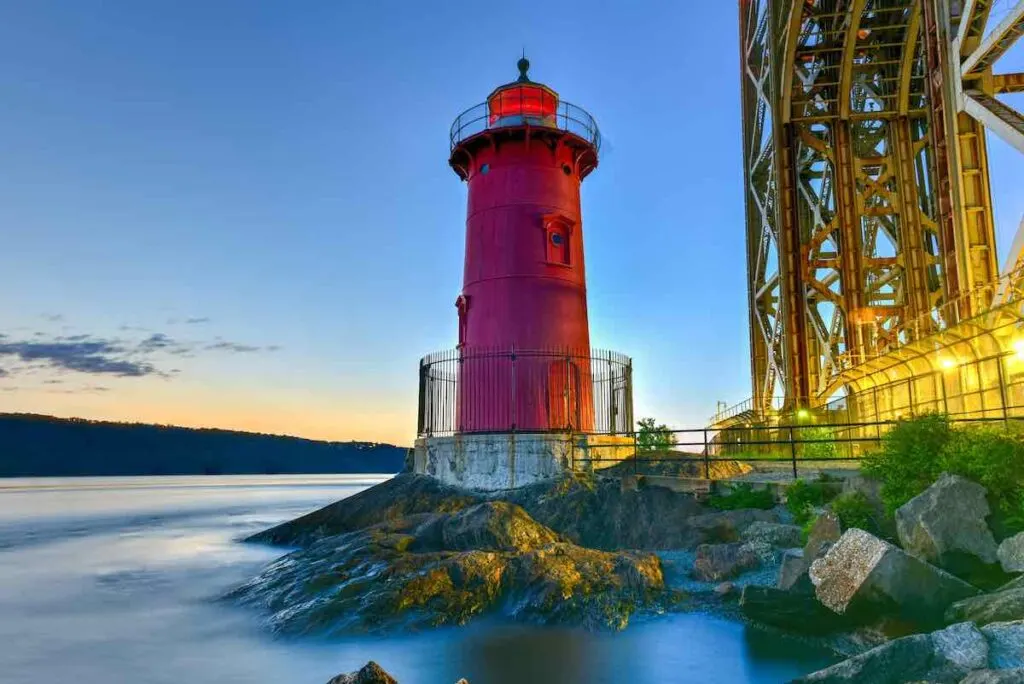 The Little Red Lighthouse